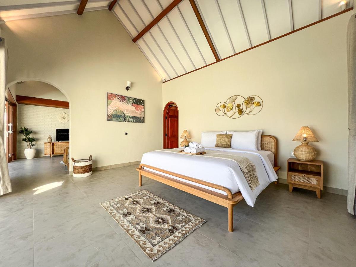 Moana Villa & Suites Bingin อูลูวาตู ภายนอก รูปภาพ